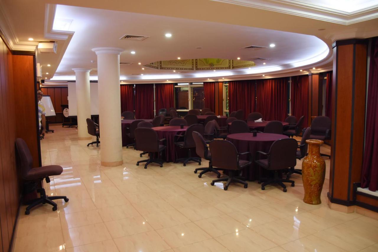 Florida Inn Hotel Najran Esterno foto