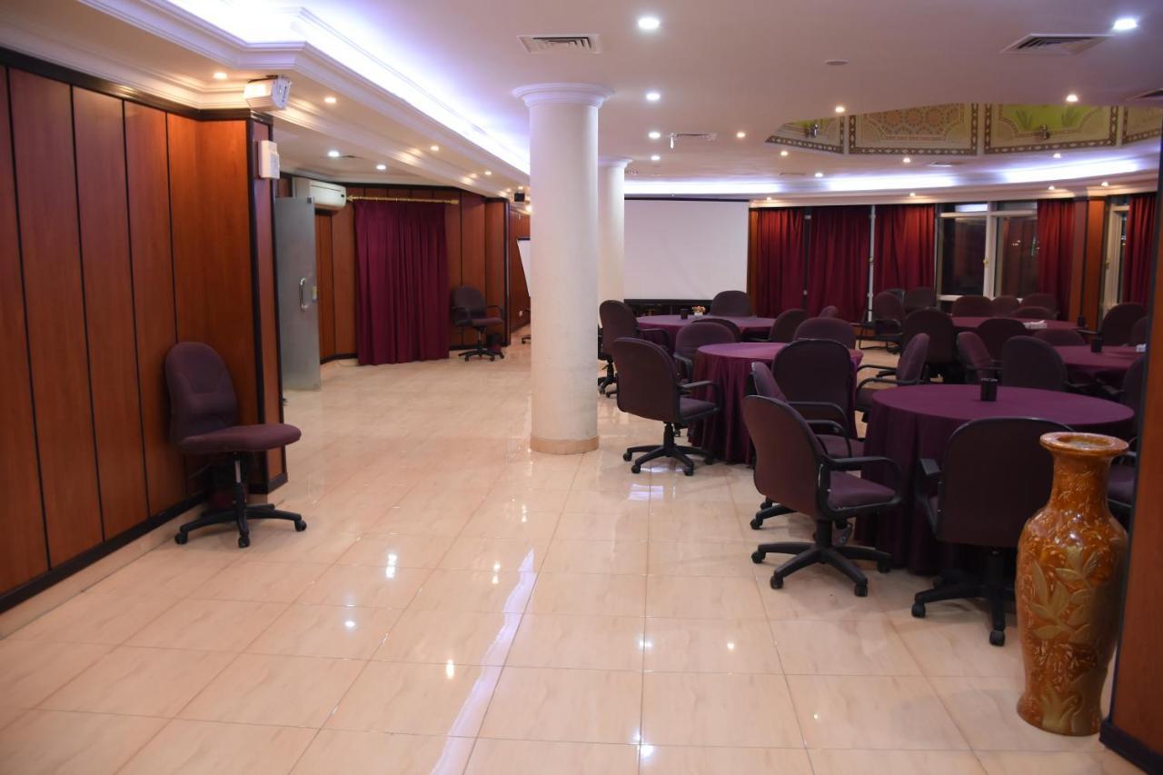 Florida Inn Hotel Najran Esterno foto